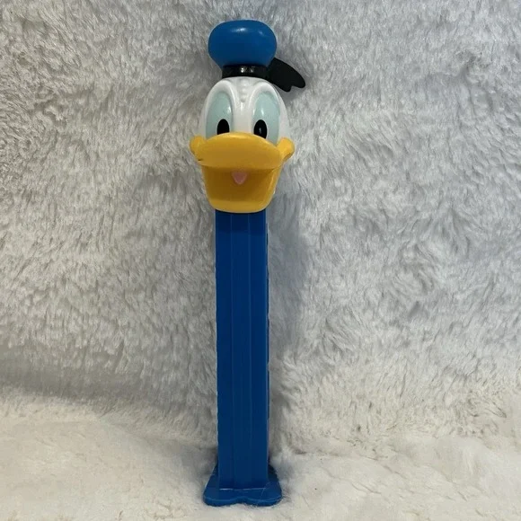 PEZ Dispensers Lot of 5 Assorted - Rare Skipper The Penguin CLICK FOR PICTURES - Picture 3 of 8